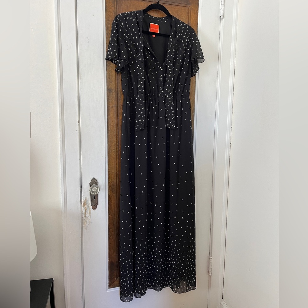 Black and white feathered dress. Cute for fall parties!